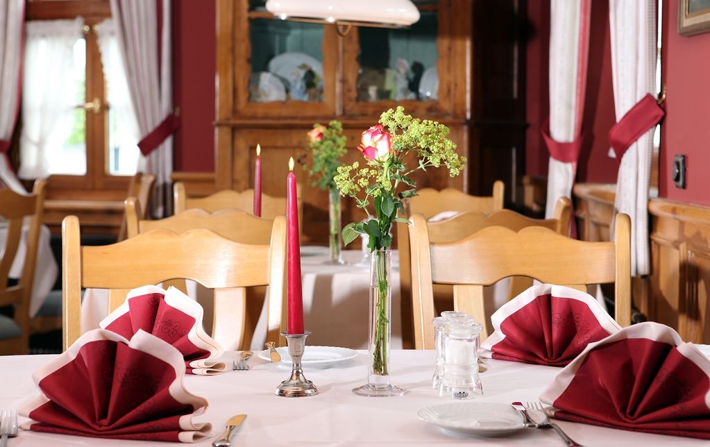 Landhotel & Gasthof Cramer Warstein Restoran fotoğraf